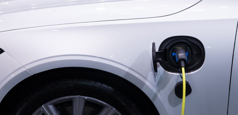 Is Het Verstandig Om Op DIT Moment Een Elektrische Auto Aan Te Schaffen